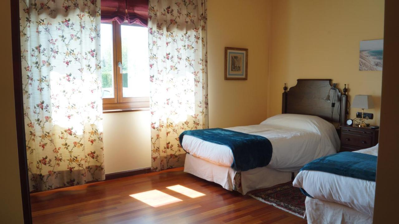 Hotel Batan Vilalba Buitenkant foto